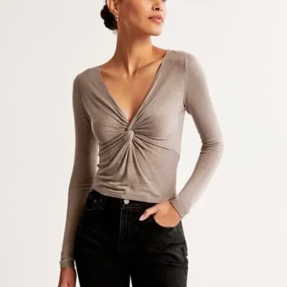 Abercrombie & Fitch V-Neck Twist Draped Top
